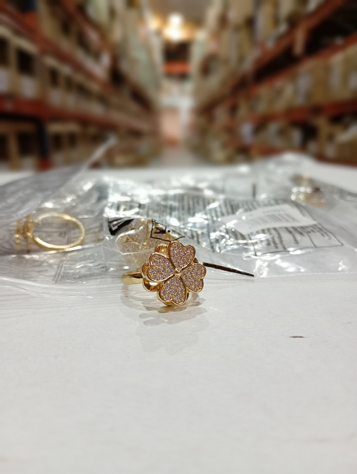 Anillo giratorio de trébol de cuatro hojas oro - additional image 1